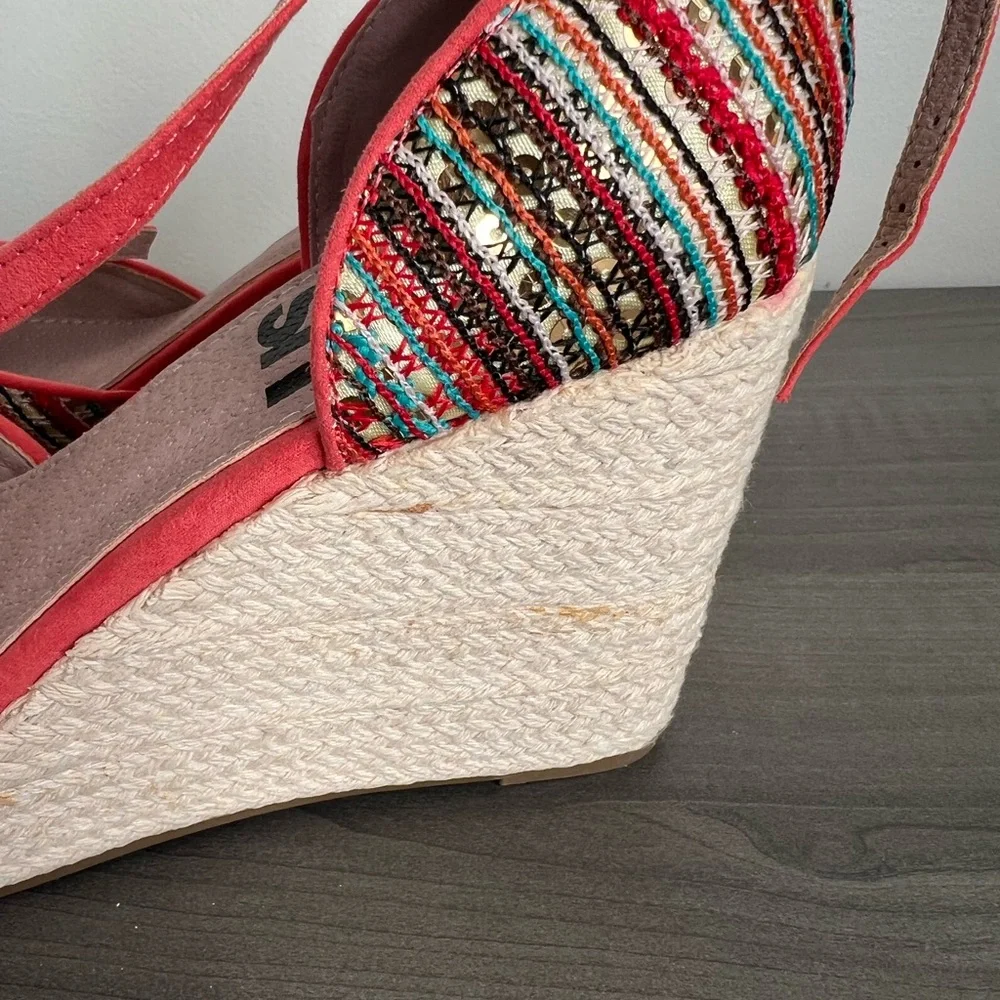 Colorful Striped Wedge Sandals with box might used once  fits regular size 40 - Picture 6 of 7